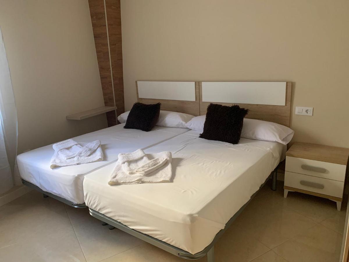Apartamentos La Union Arroyo de la Luz المظهر الخارجي الصورة